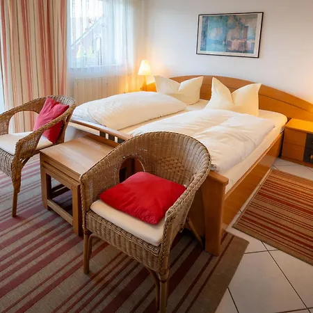 Ferienwohnung Tannenblick 4-3 *